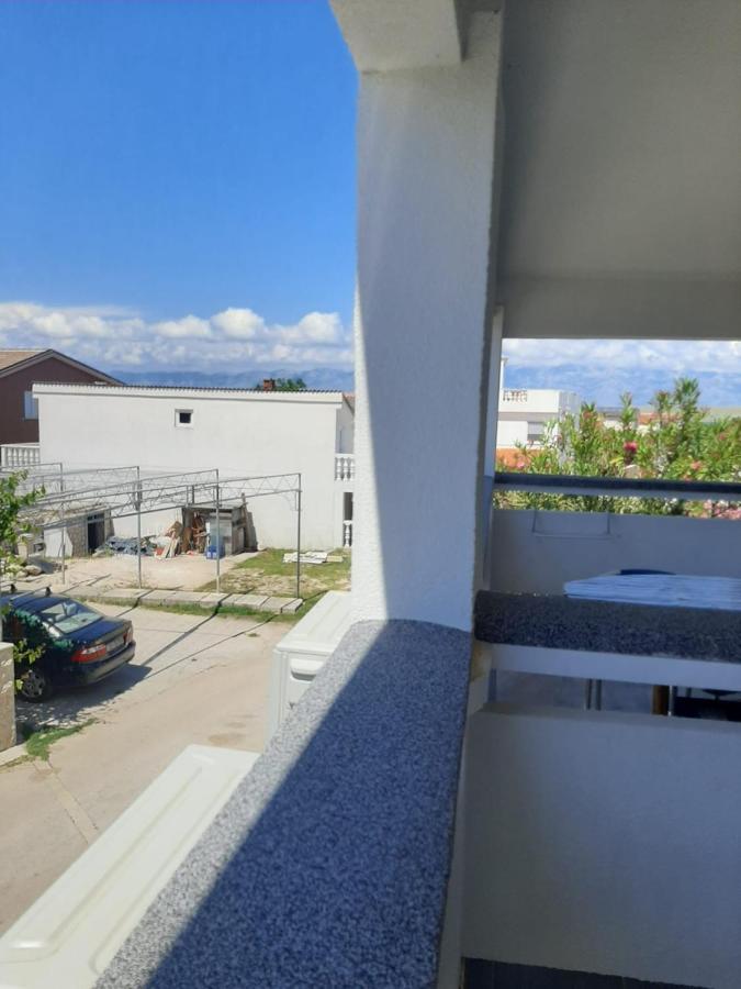 H&F Apartmani Vir Zewnętrze zdjęcie