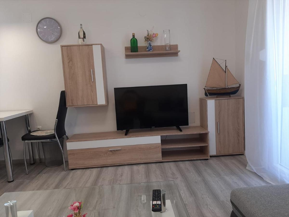 H&F Apartmani Vir Zewnętrze zdjęcie