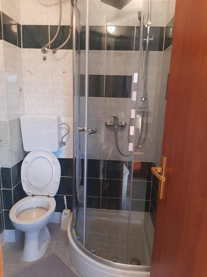 H&F Apartmani Vir Zewnętrze zdjęcie