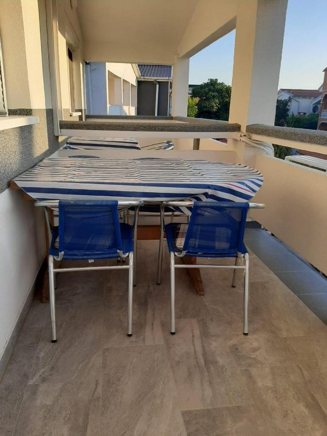 H&F Apartmani Vir Zewnętrze zdjęcie