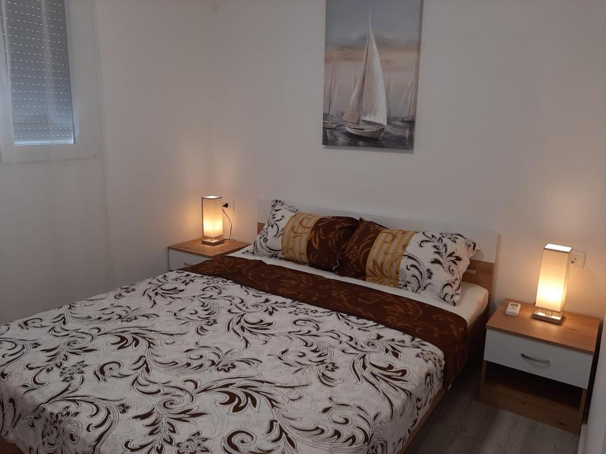H&F Apartmani Vir Zewnętrze zdjęcie